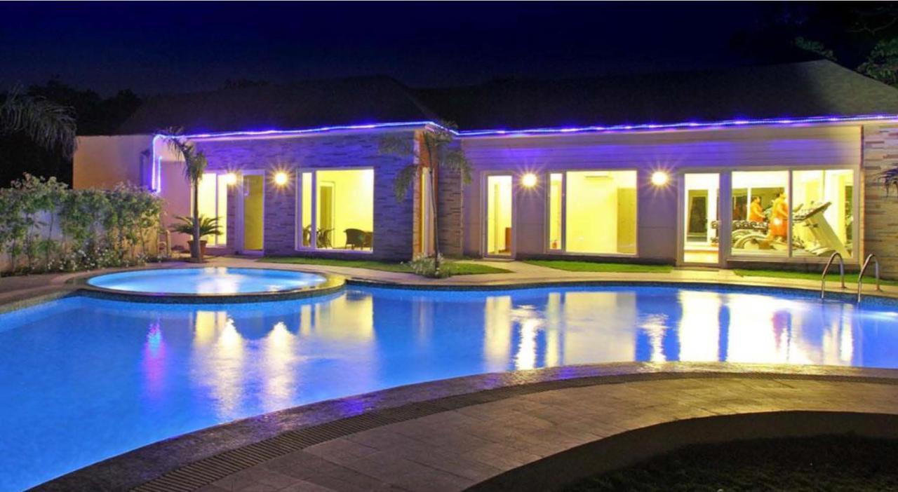 Godwin Haridwar Hotel Exterior photo