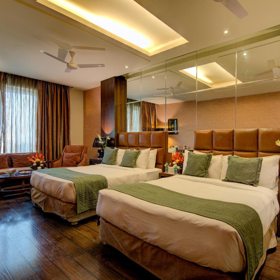 Godwin Haridwar Hotel Exterior photo