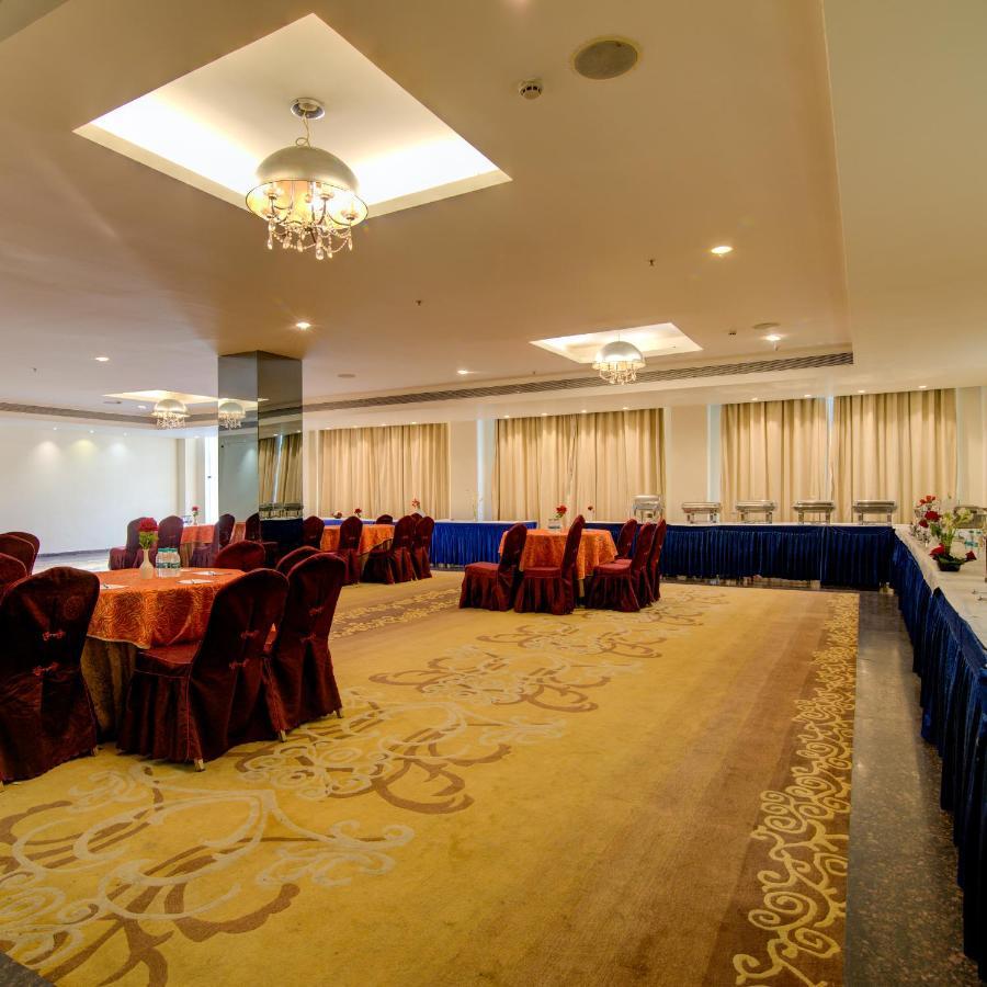 Godwin Haridwar Hotel Exterior photo