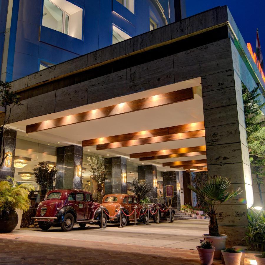 Godwin Haridwar Hotel Exterior photo
