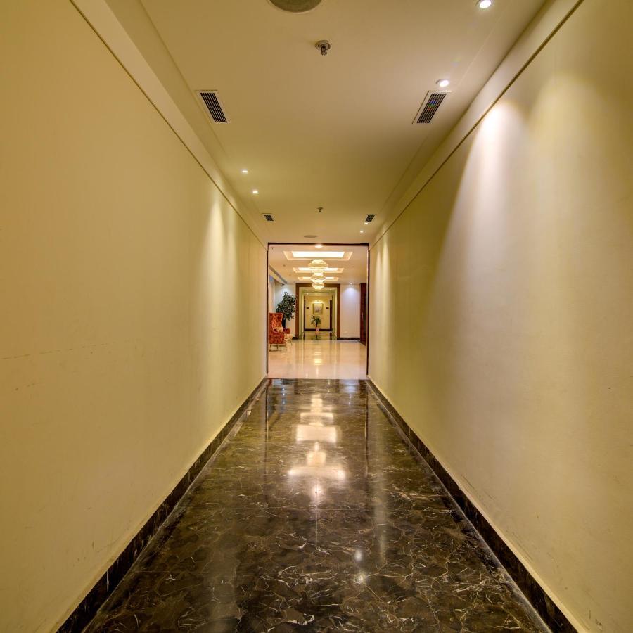 Godwin Haridwar Hotel Exterior photo