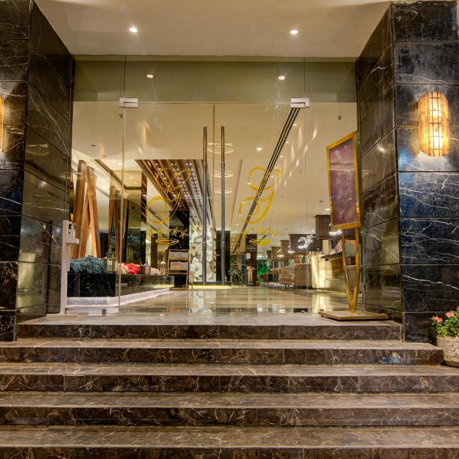 Godwin Haridwar Hotel Exterior photo