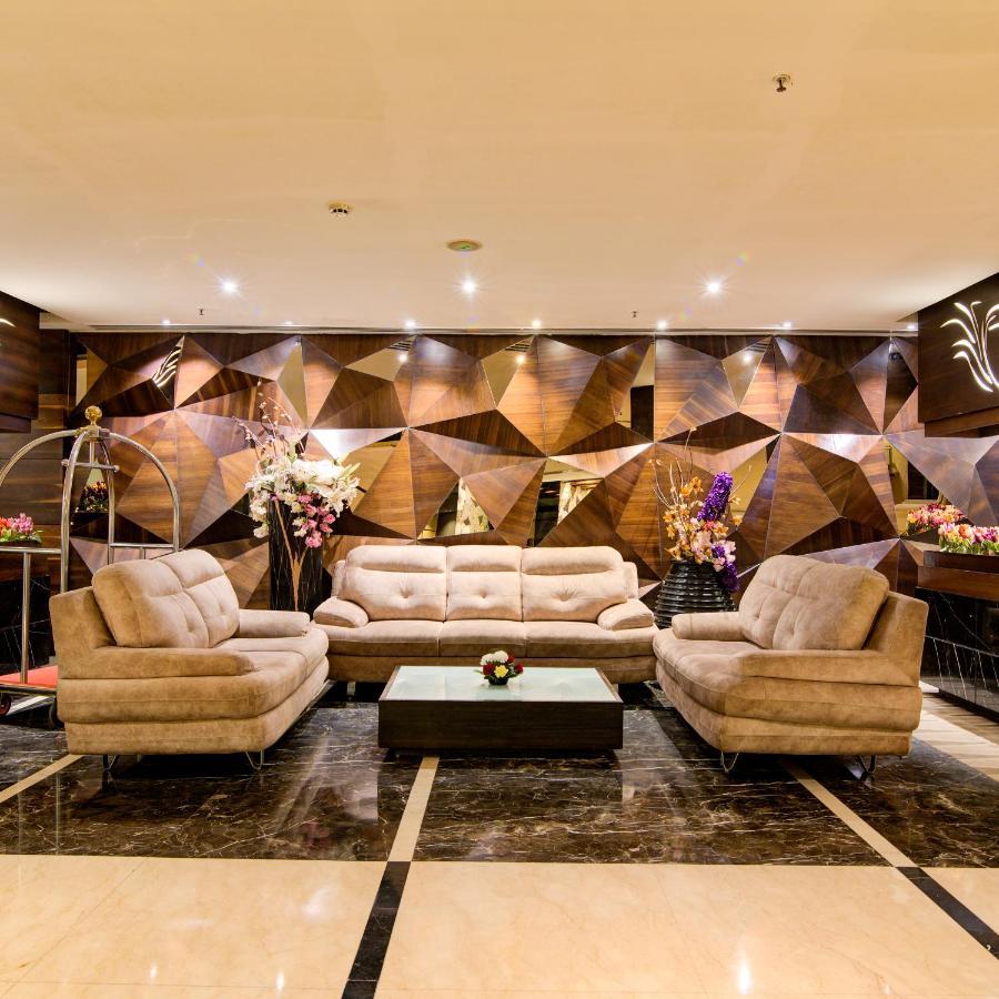 Godwin Haridwar Hotel Exterior photo